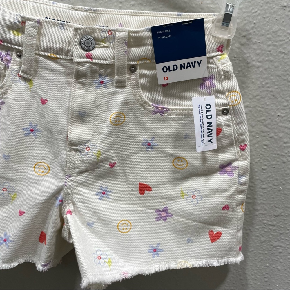 Old Navy White Shorts Flower-Smile Face Print High Rise Adjustable Waist Size 12 - Picture 4 of 16